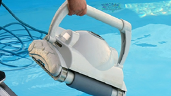 3 Dolphin Odyssey Commercile Robot Zwembadreiniger